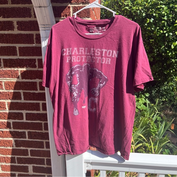 Marvel Other - Marvel “The Victory” Charleston Protector T Shirt
